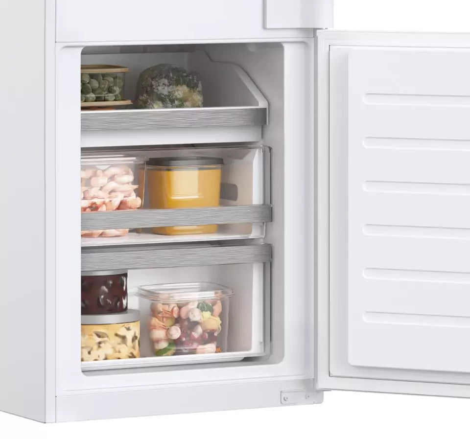 Hoover HOBT5518EWK - Frost Free Built-in/Integrated Fridge Freezer, 70/30 Split